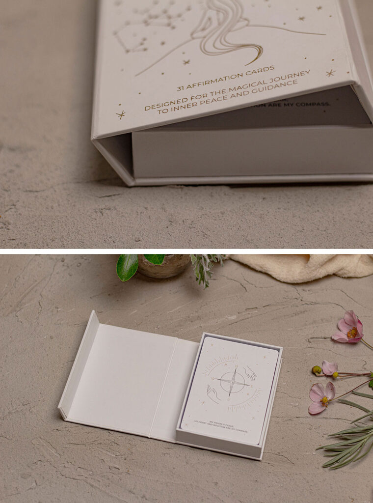 Egyedi megrendelésre készített díszdobozos kártya szett mágneses záródású dobozban, matt fóliázott és aranyprégelt borítóval